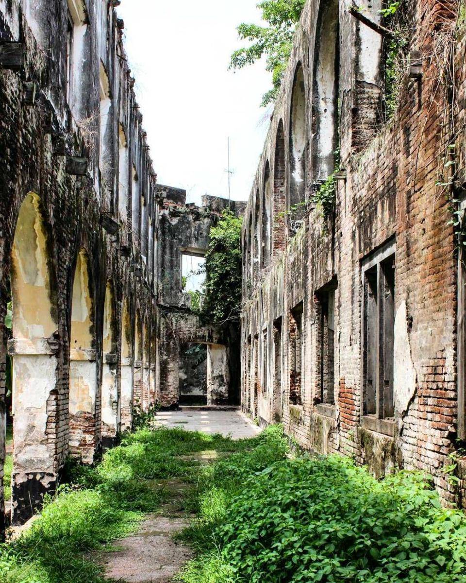Benteng Pendem Van Den Bosch (instagram.com/add_khafid)