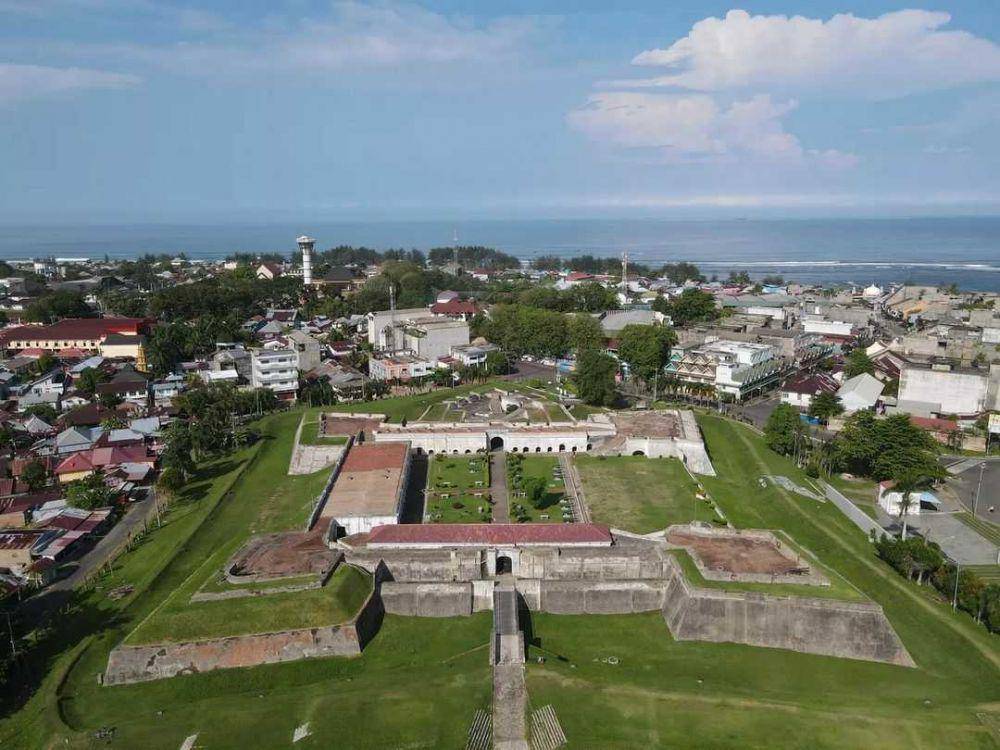 Benteng Marlborough (instagram.com/4hmad_yusuf)