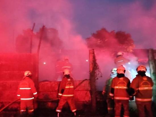 Kebakaran di Pulogadung, Jakarta Timur, Sabtu (4/9/2021). (Instagram.com/@humasjakfire)