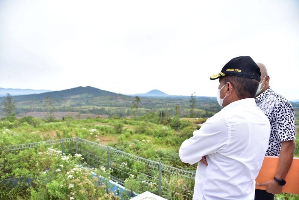 Gubernur Edy Minta Bangun Sarana Olahraga di Puncak Siosar Karo