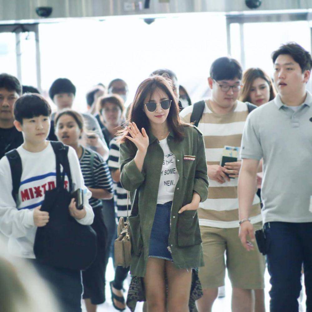 Outer ala Yuri SNSD (instagram.com/snsd_yuri)