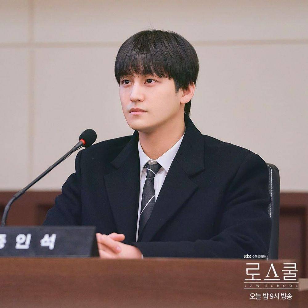 potret Kim Bum di drama Law School (instagram.com/jtbcdrama)