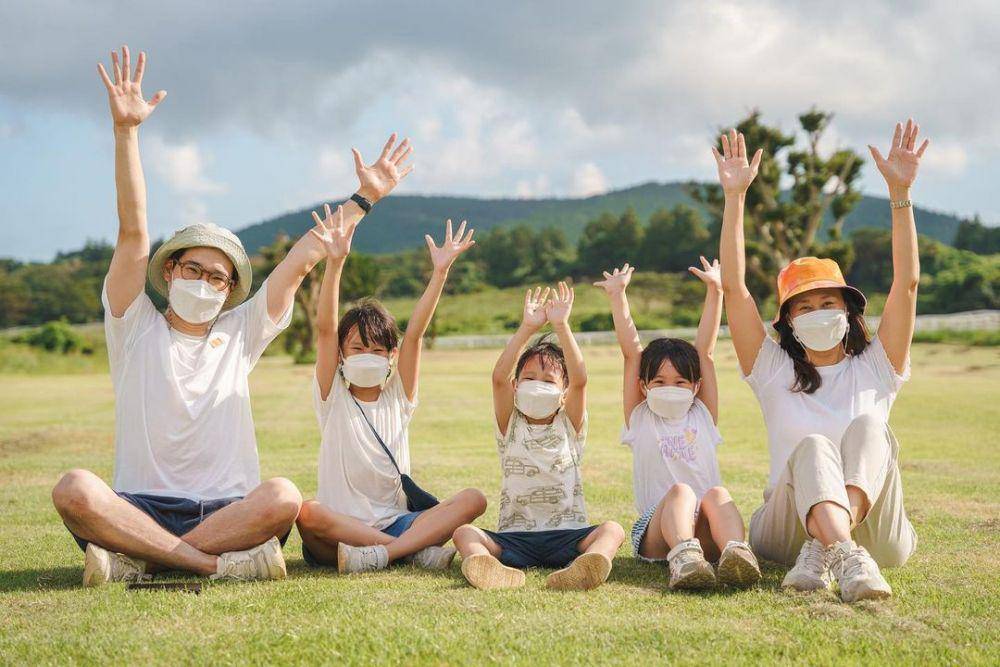 potret Kimbab Family di Pulau Jeju (instagram.com/kimbabfamily.official)
