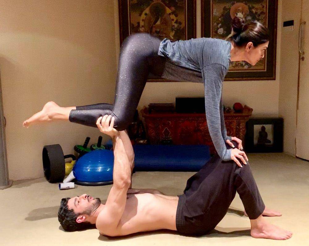 Sushmita Sen dan kekasih (instagram.com/sushmitasen47)