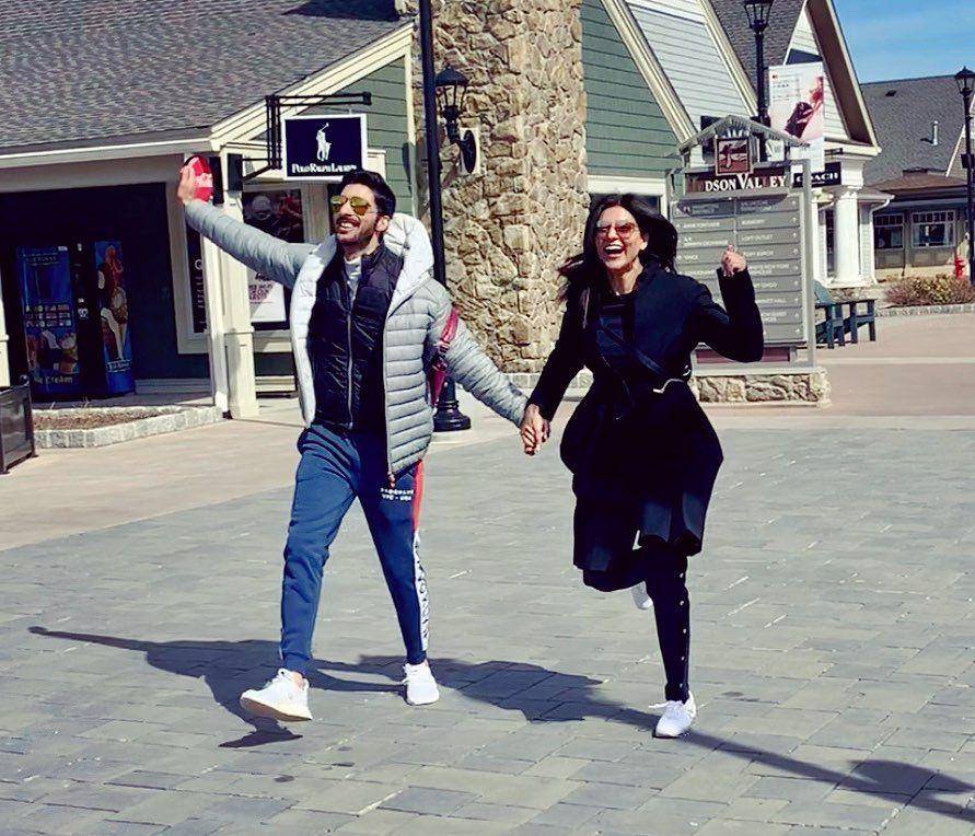 Sushmita Sen dan kekasih (instagram.com/sushmitasen47)
