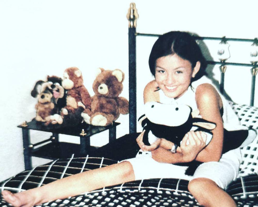 10 Potret Lawas Agnez Mo Jadi Cover Majalah, Hits sejak Muda
