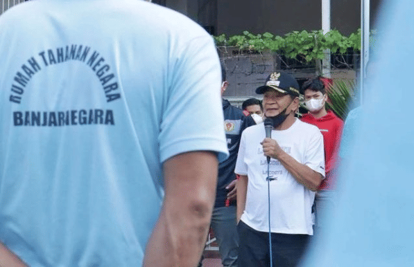 9 Kontroversi Bupati Banjarnegara, Pamer Rubicon sampai Jual Ekstasi