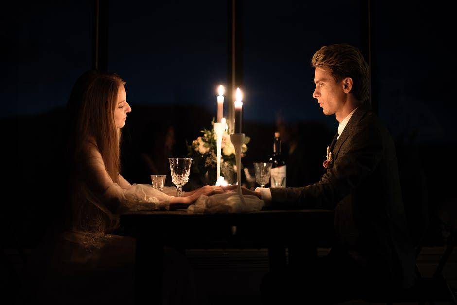 ilustrasi menyatakan cinta (pexels.com/anastasiya-vragova-22991246)