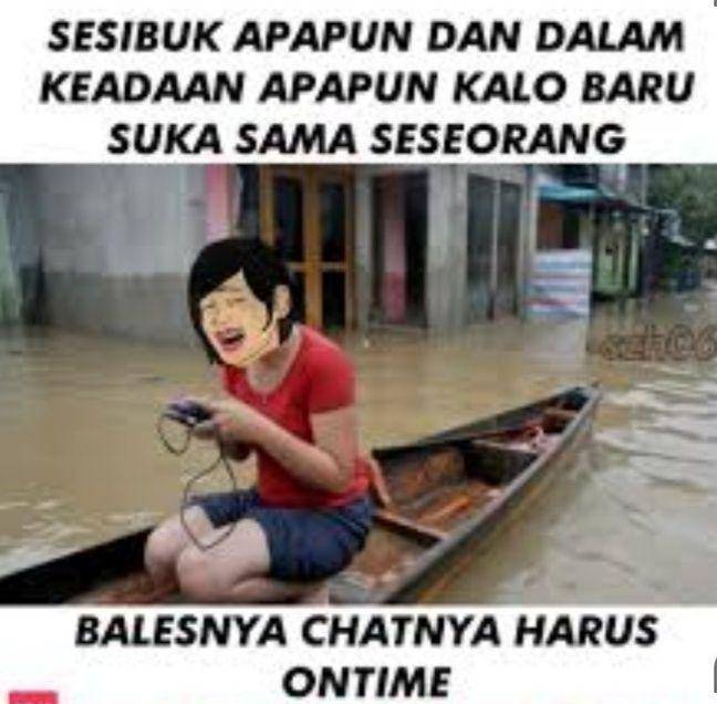 meme parodi saat jatuh cinta (instagram.com/duhreceh.id)