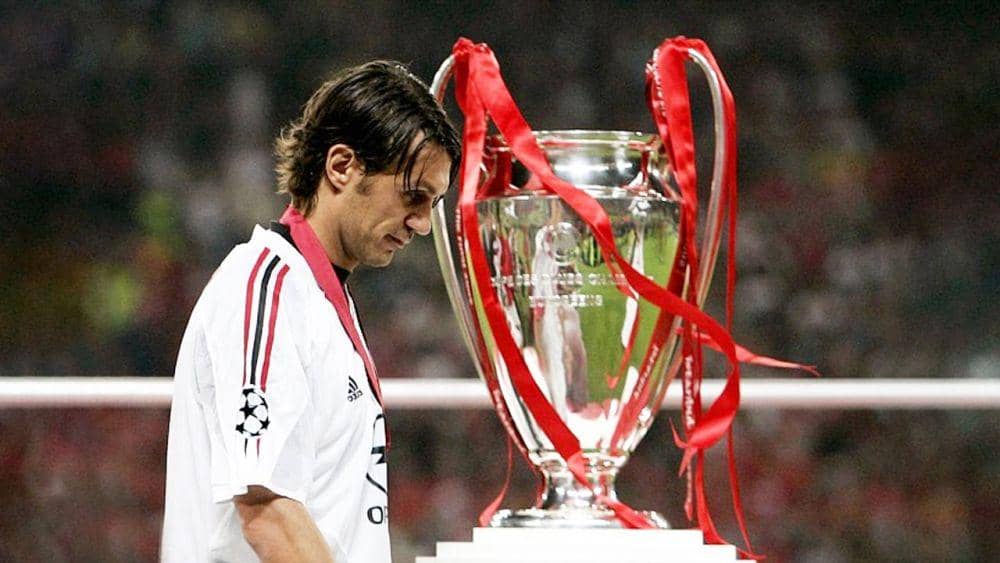 Paolo Maldini mengalami kekalahan di final Liga Champions 2005. (obiettivo-milan.it)