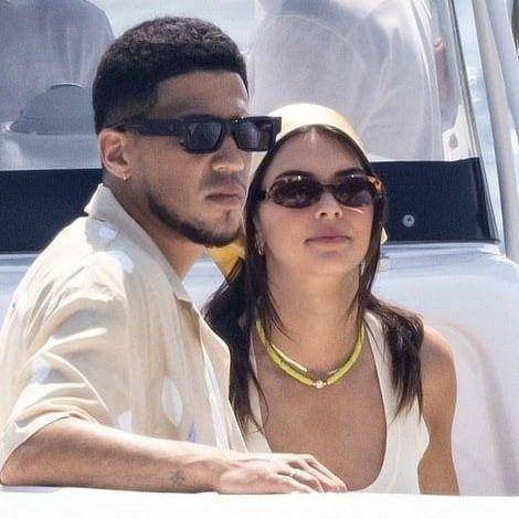 Devin Booker & Kendall Jenner (instagram.com/kendallxdevin)