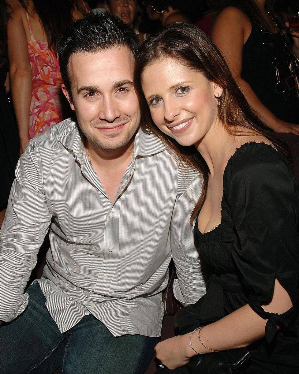 Freddie Prinze Jr., Sarah Michelle Gellar (instagram.com/people)