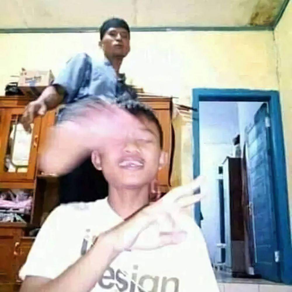 momen kocak karena gak lihat (instagram.com/sukijan.id)