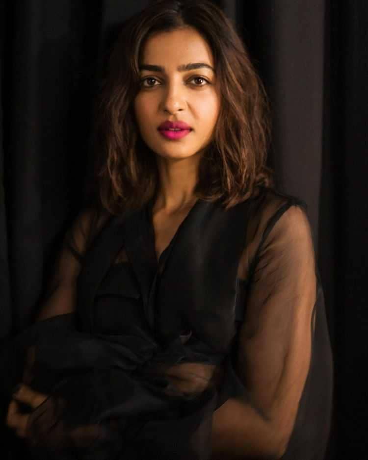 potret Radhika Apte (instagram.com/radhikaofficial)