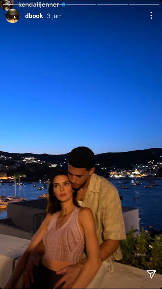 Kendall Jenner & Devin Booker  (instagram.com/dbook)