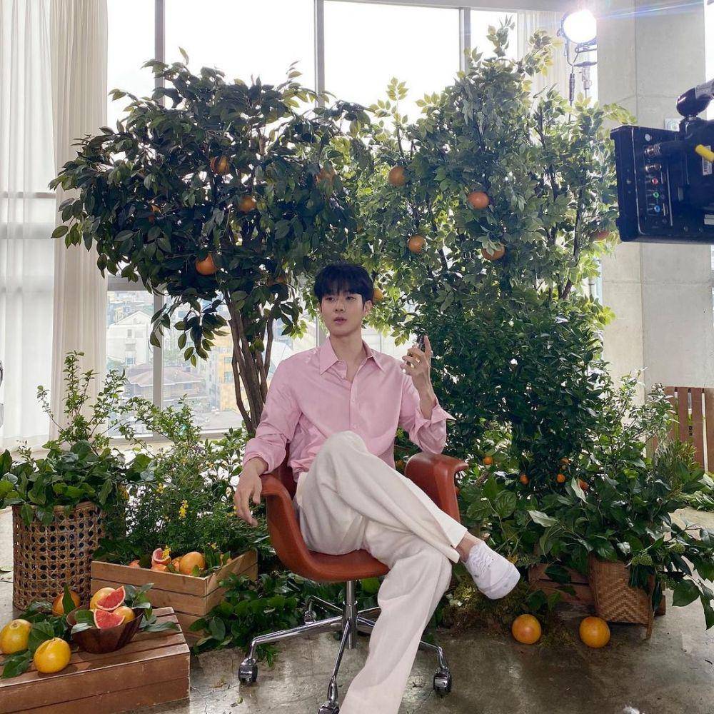 ootd Choi Woo Shik (instagram.com/management_soop)
