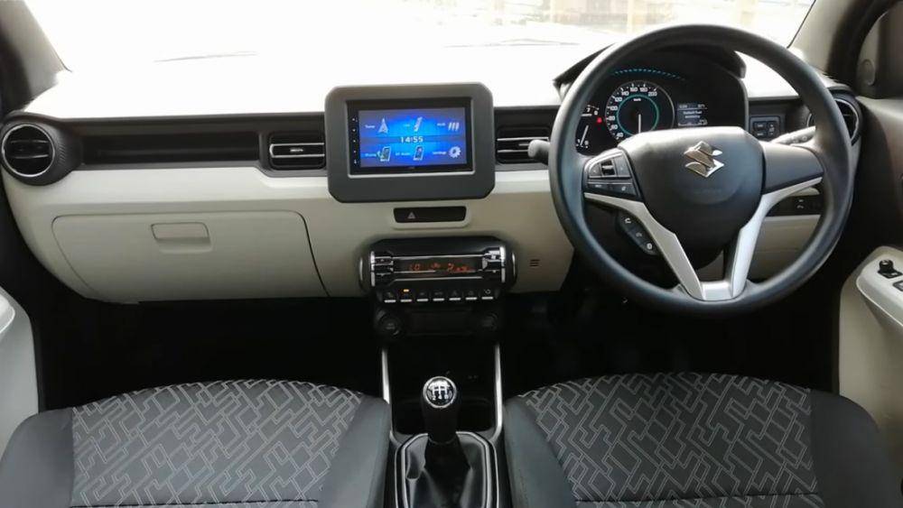 Interior Suzuki Ignis (youtube.com/LugNutz Auto Junkie)
