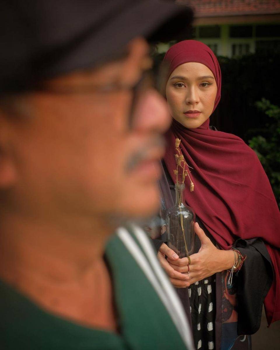 Zaskia Adya Mecca dan ayah (instagram.com/zaskiadyamecca)