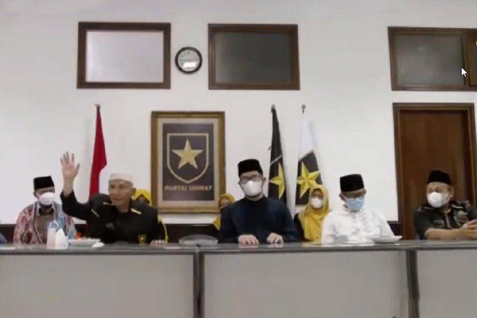 Ketua Majelis Syuro Partai Ummat Amien Rais, saat berbicara di acara Hari ke-3 Tasyakuran Online Diskusi Publik "Perspektif dari Jogja Untuk Indonesia 2045" pada Senin (6/9/2021). (youtube.com/Ridho Rahmadi Official)