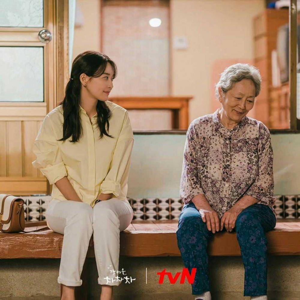 Cuplikan drama Hometown Cha-Cha-Cha (Dok.TvN/Hometown Cha-Cha-Cha)