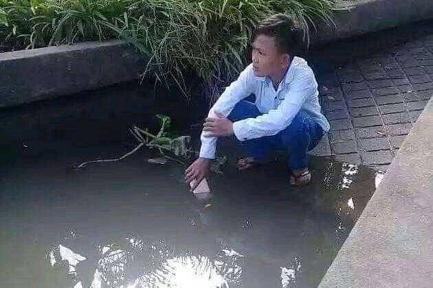 momen kocak karena gak lihat (instagram.com/aw_lucu)