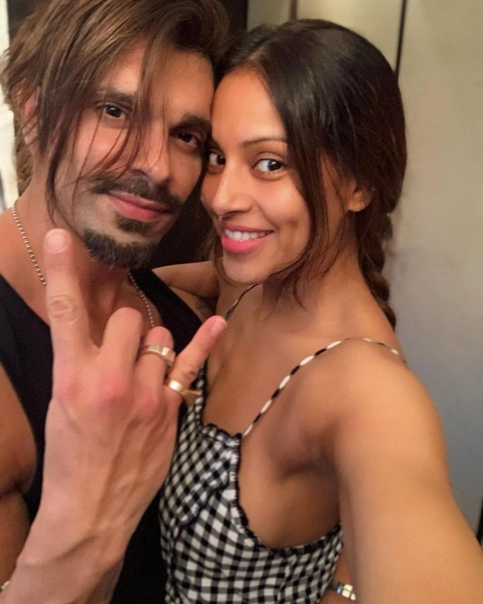 Bipasha Basu dan Karang Singh (instagram.com/bipashabasu)
