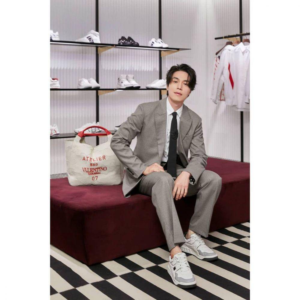 Lee Dong Wook (instagram.com/leedongwook_official)