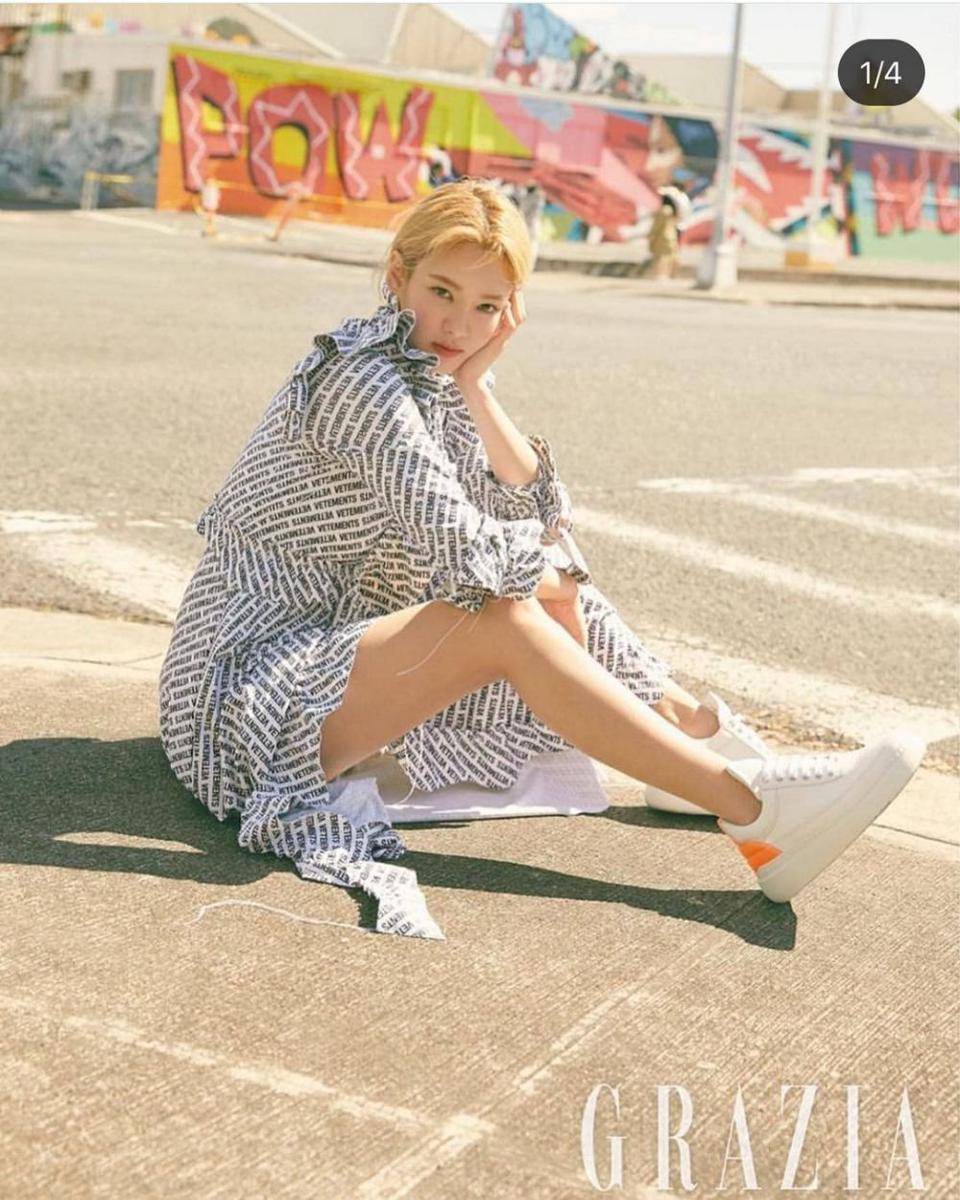 Dress ala Hyoyeon SNSD (instagram.com/hyoyeon_x_x)