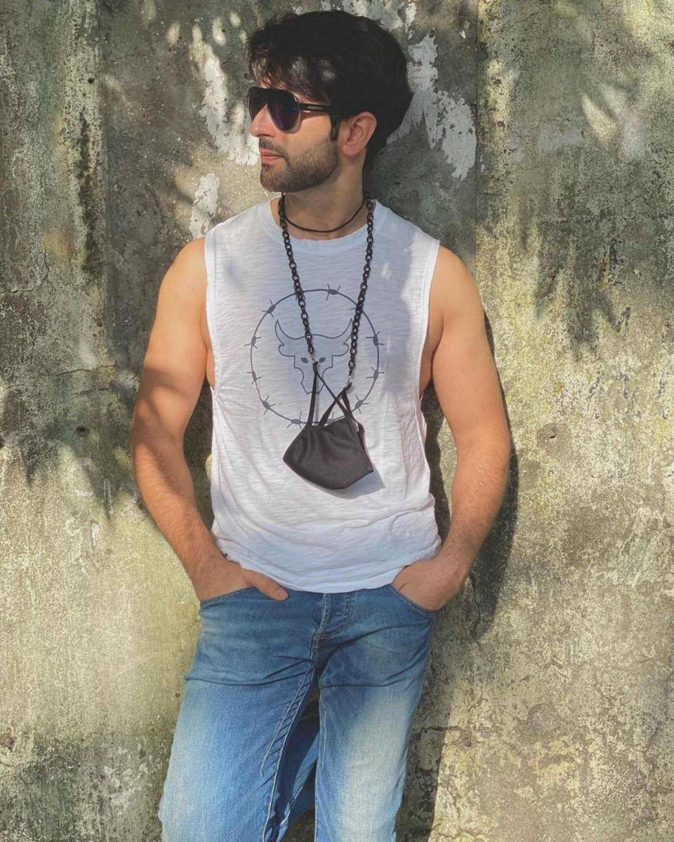 Nandish Sandhu (Instagram.com/nandishsandhu/)