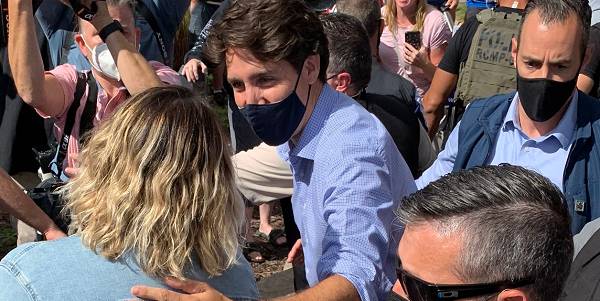 Justin Trudeau sedang berkampanye menjelang Pemilu Kanada 2021 ini pada hari Senin, 6 September 2021, waktu setempat. (Twitter.com/montereformer)