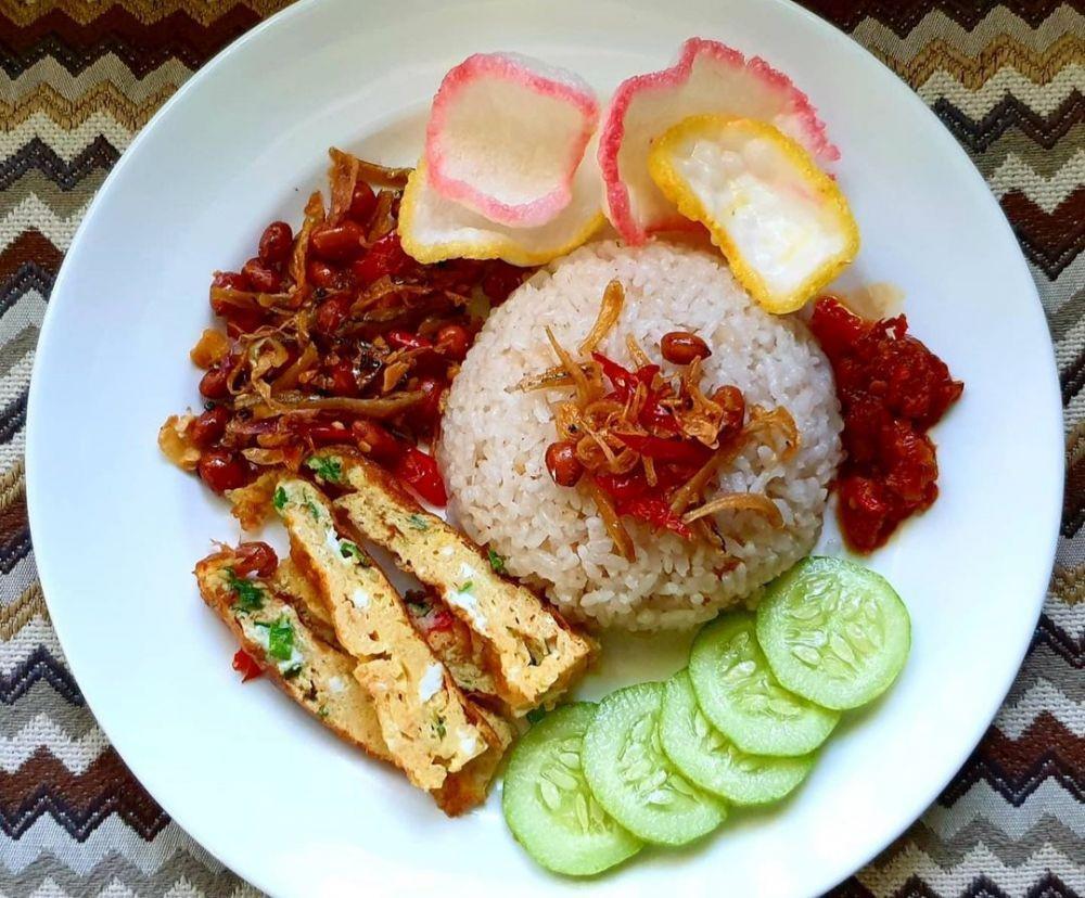 Resep Nasi Uduk Rice Cooker yang Rasanya Gurih dan Aromanya Harum