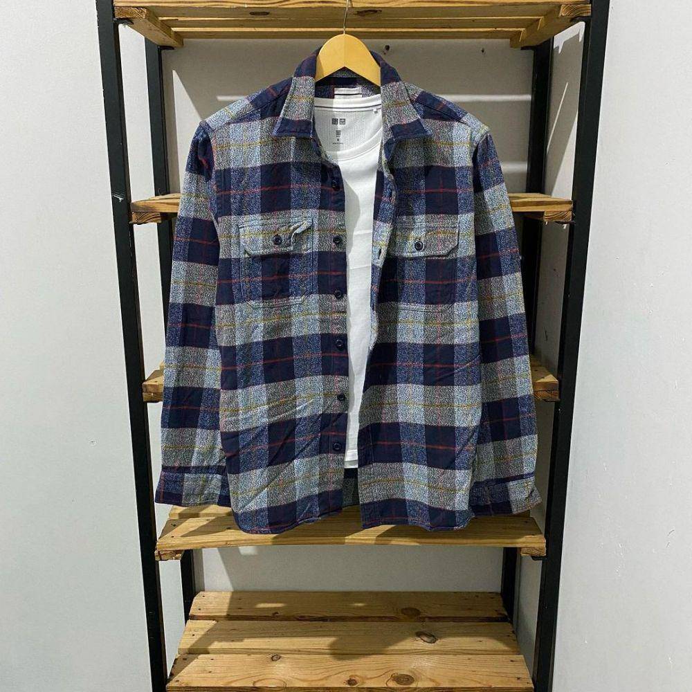 Rekomendasi thrift shop yang jual barang cowok (Instagram.com/nomadenstuff_)
