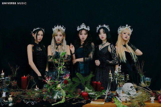 (G)I-DLE (dok. UNIVERSE MUSIC)