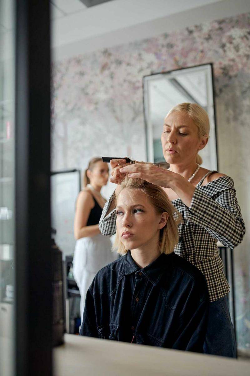 Ilustrasi salon kecantikan (pexels.com/TatianaTwinslol)