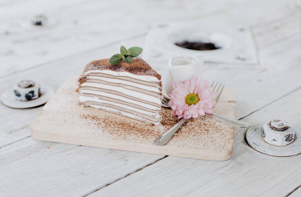 ilustrasi markisa crepe cakes (pexels.com/ROMAN ODINTSOV)