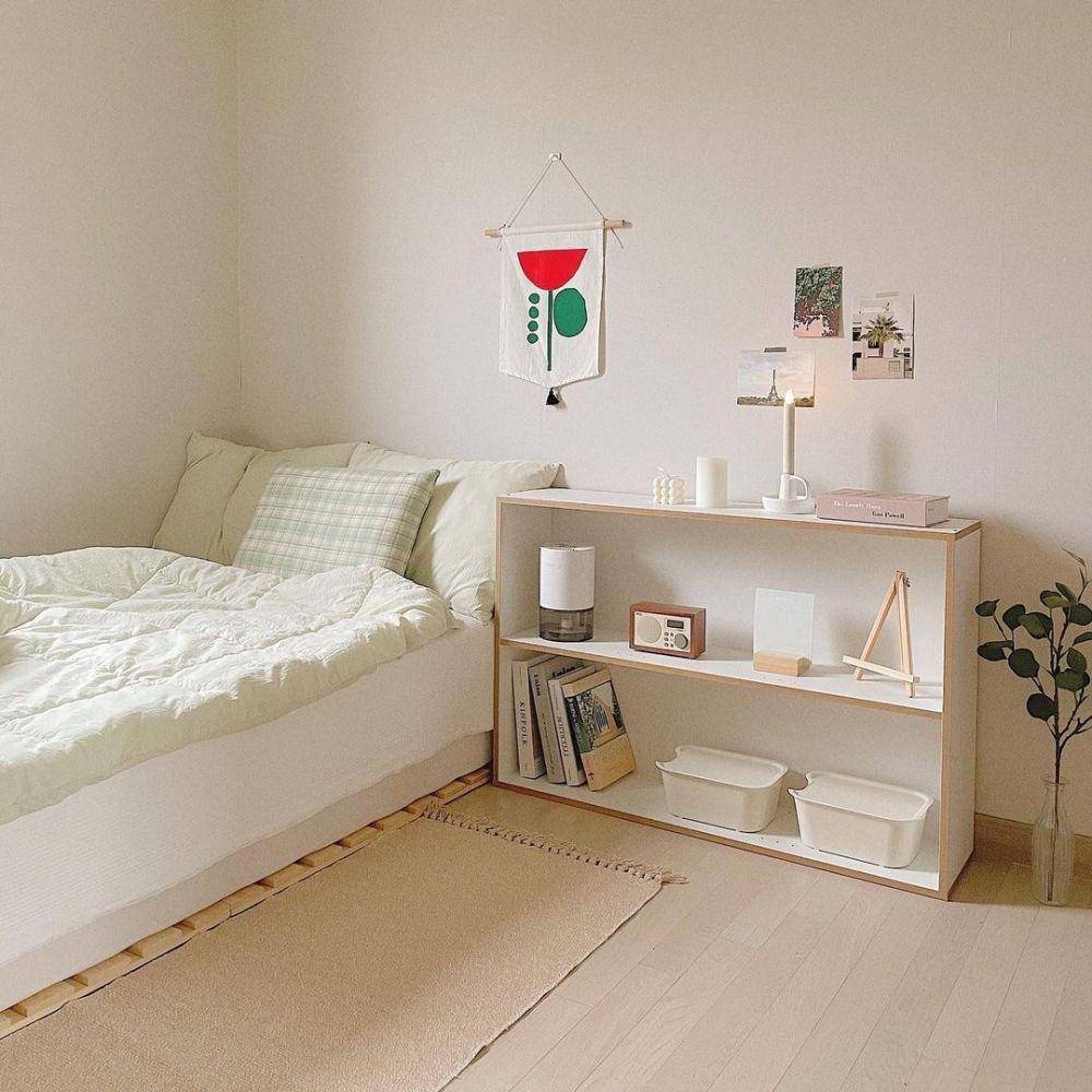Kamar bernuansa putih gading (instagram.com/roomnhome)
