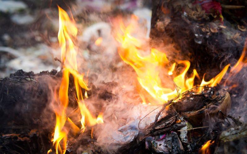 Bikin Polusi, DLH Sleman Ingatkan Warga agar Tak Bakar Sampah