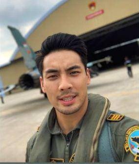 Yoshi Sudarso (instagram.com/yoshi_sudarso)