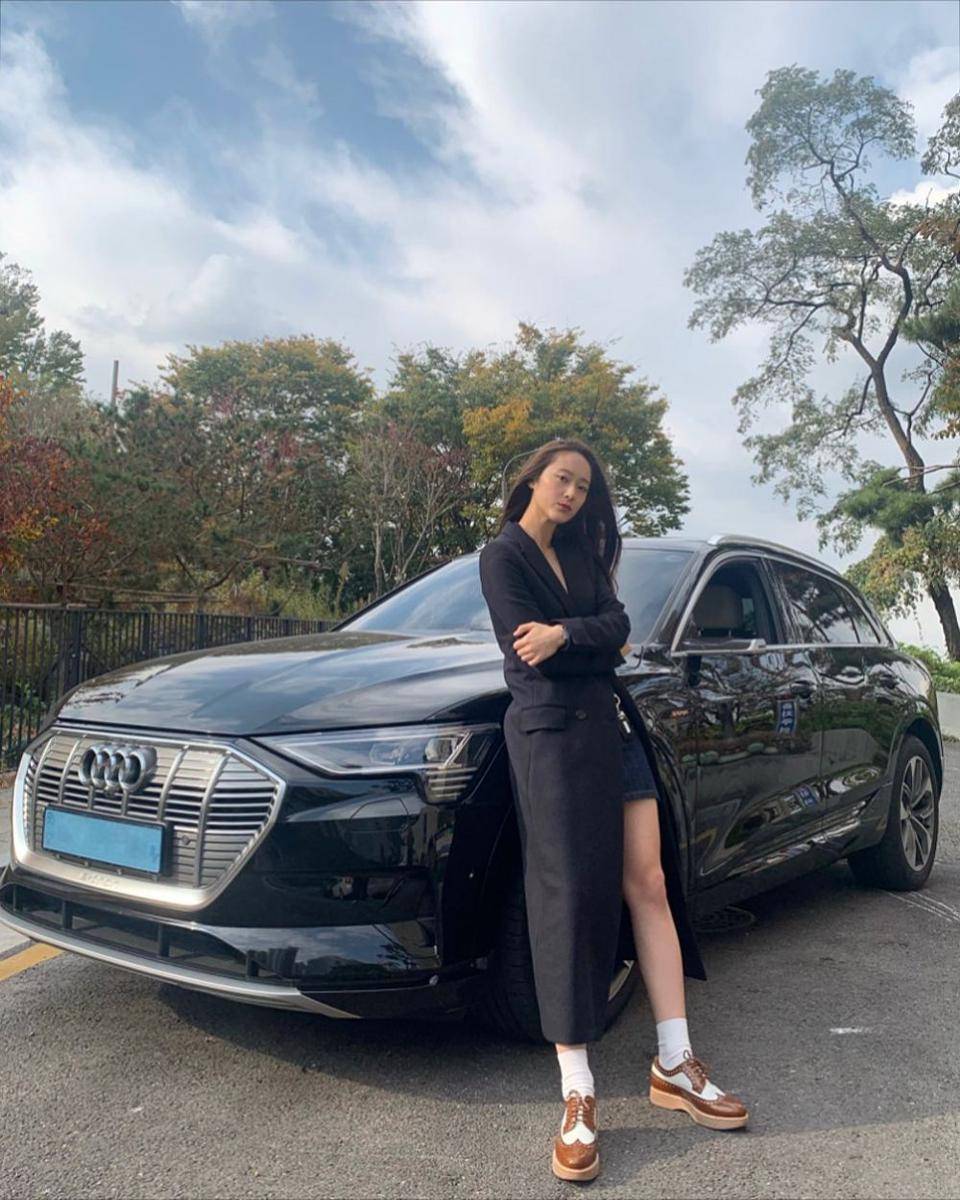 potret Krystal (instagram.com/vousmevoyez)
