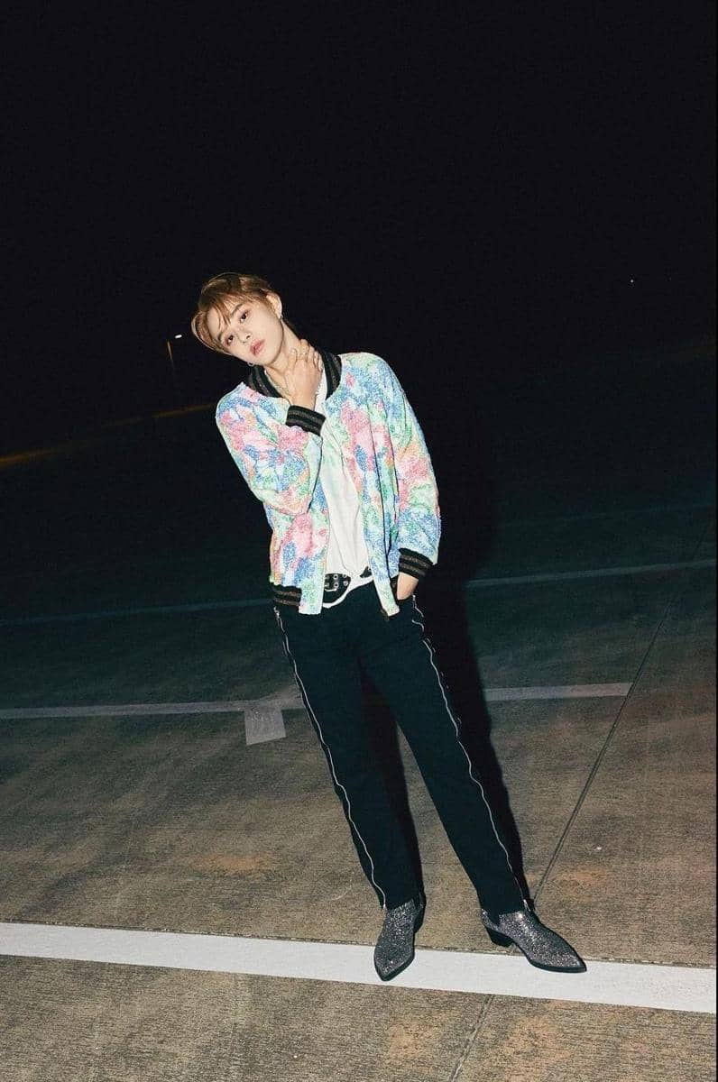 Outer Jungwoo NCT (instagram.com/jungwoo.zw)