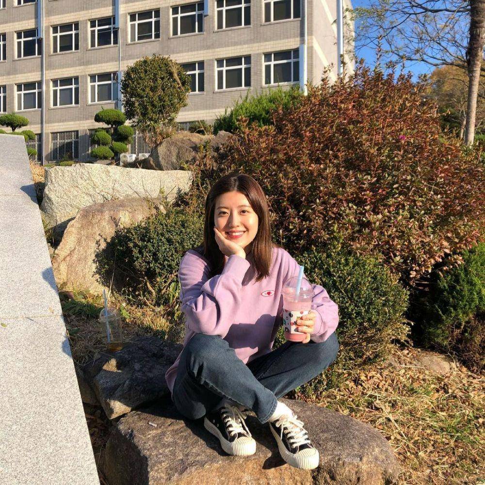 Style Nam Ji Hyun (instagram.com/hyuniiiiiii_95917)