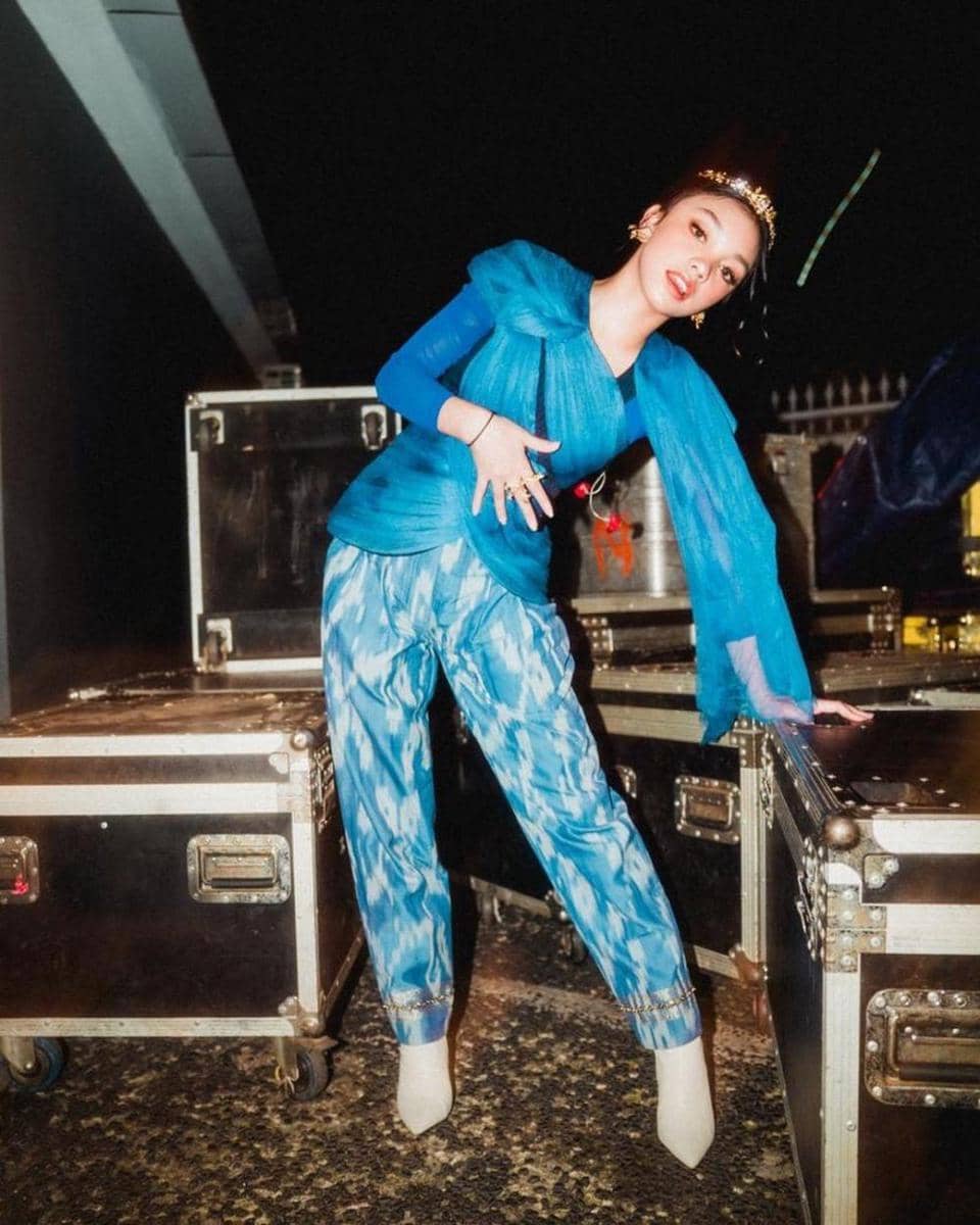 Gaya Kebaya dan Etnik ala Naura Ayu (instagram.com/naura.ayu)