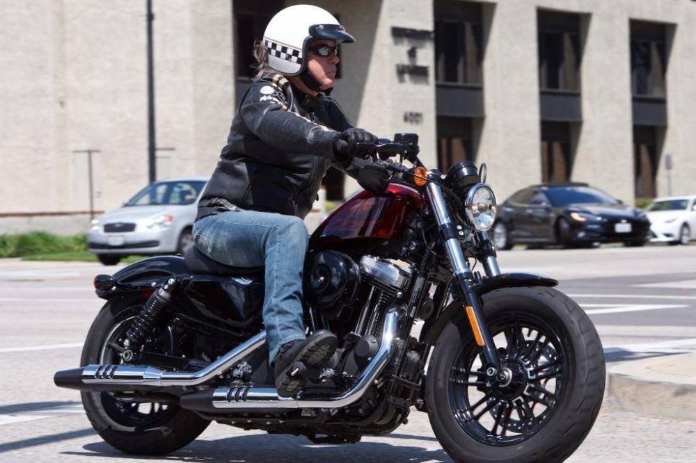 Harley-Davidson Sportster (ultimatemotorcycling.com)