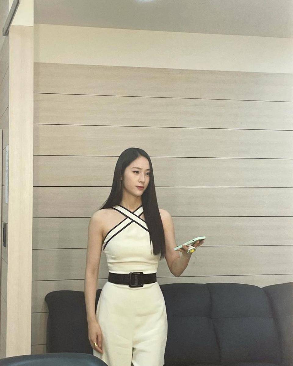 potret Krystal (instagram.com/vousmevoyez)