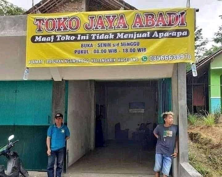 spanduk jualan (instagram.com/skuyshit)