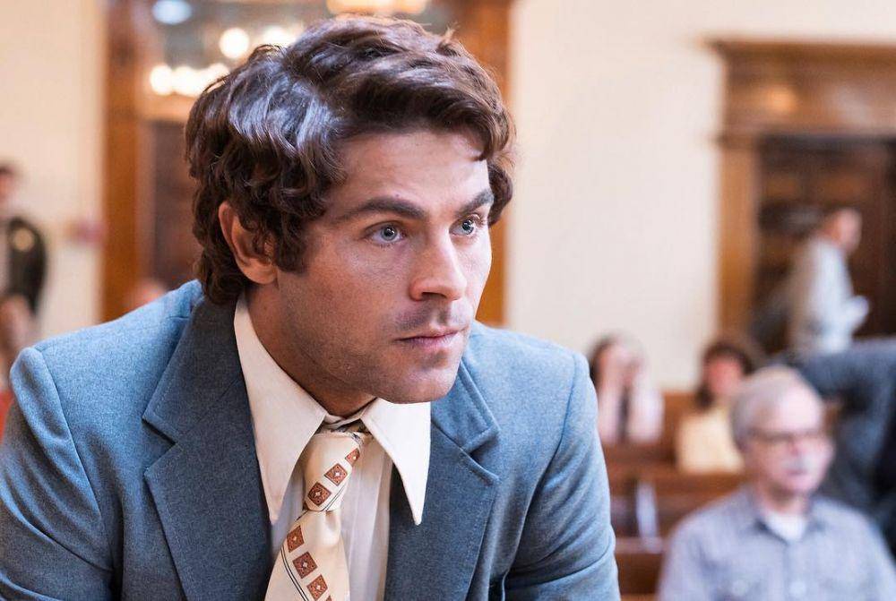 Zac Efron ketika berperan sebagai Ted Bundy di film Extremely Wicked, Shockingly Evil and Vile (instagram.com/zacefron)
