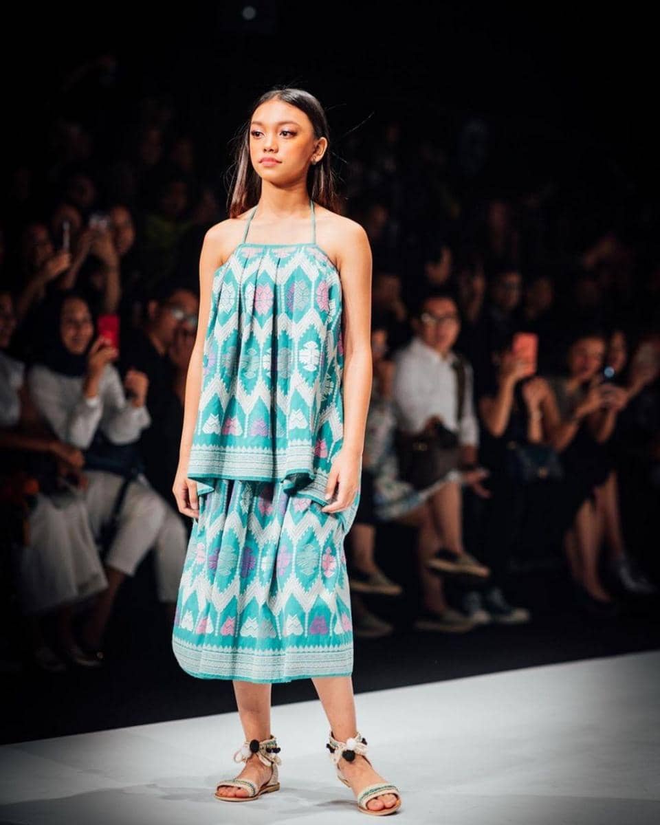 Gaya Kebaya dan Etnik ala Naura Ayu (instagram.com/naura.ayu)