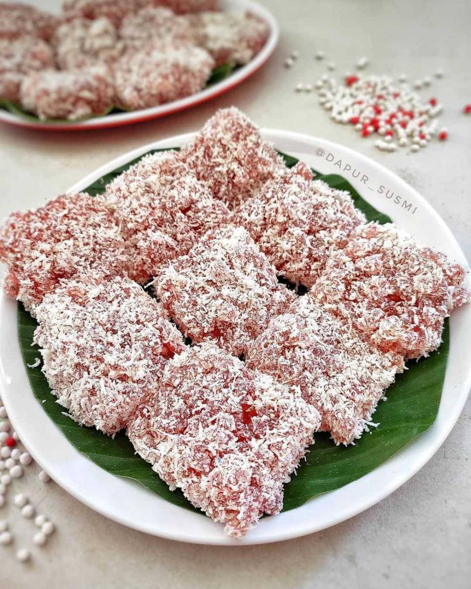 Kue sagu mutiara (instagram.com/dapur_susmi)