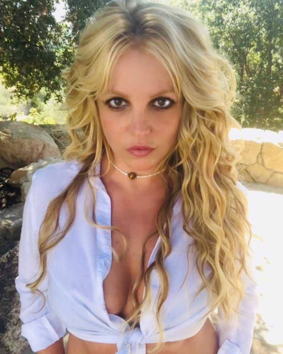 Britney Spears (instagram.com/britneyspears)