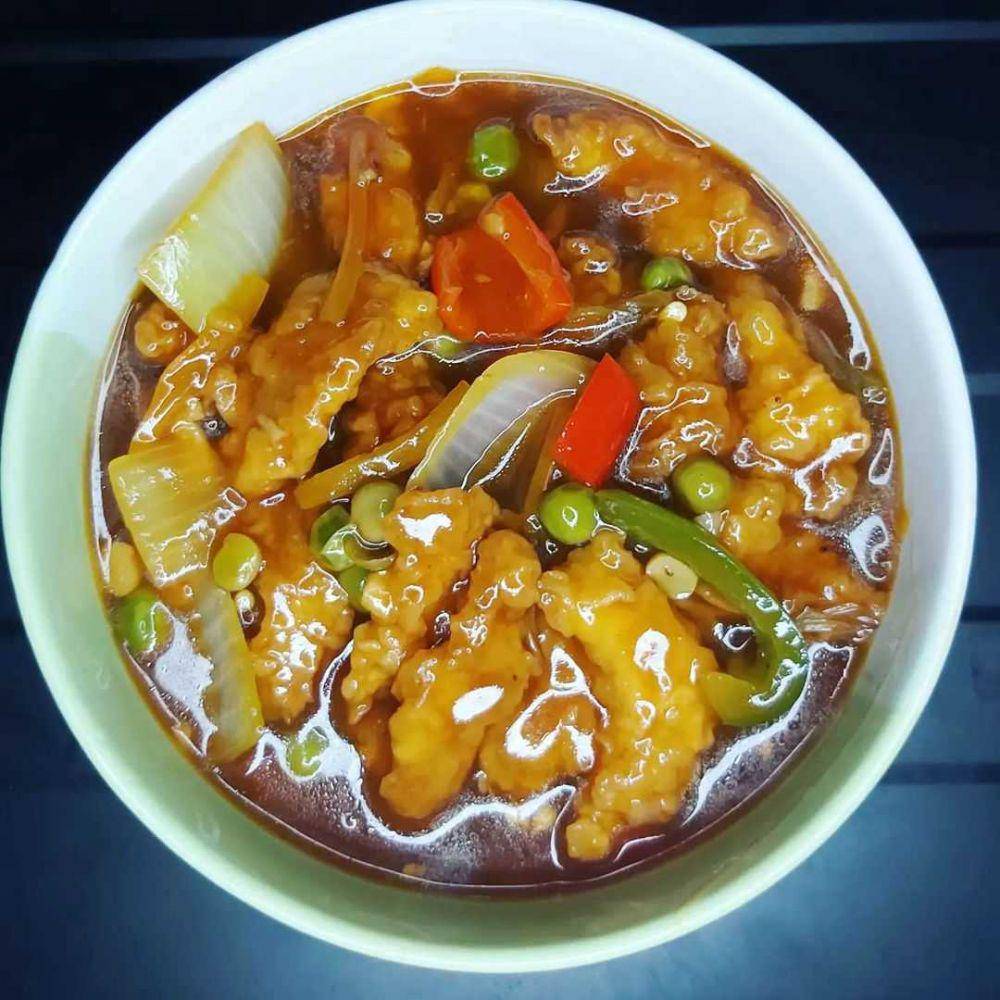 Koloke ayam asam manis (instagram.com/renatasusan87)
